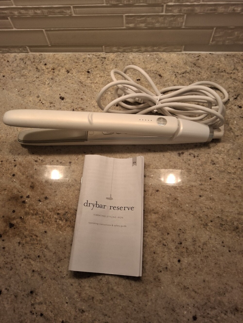 Drybar/Reserve Vibrating Styling Iron